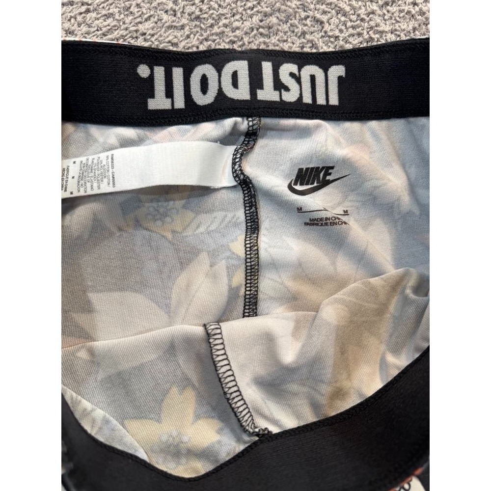 Nike Women's Floral Print Leggings Size M Black JUST DO IT Waistband Activewear - Picture 3 of 3